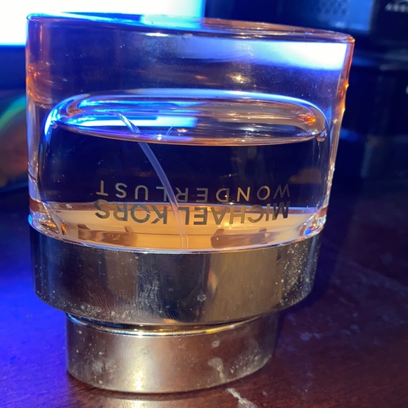 Michael Kors Wonderlust Eau De Parfum - Picture 3 of 3